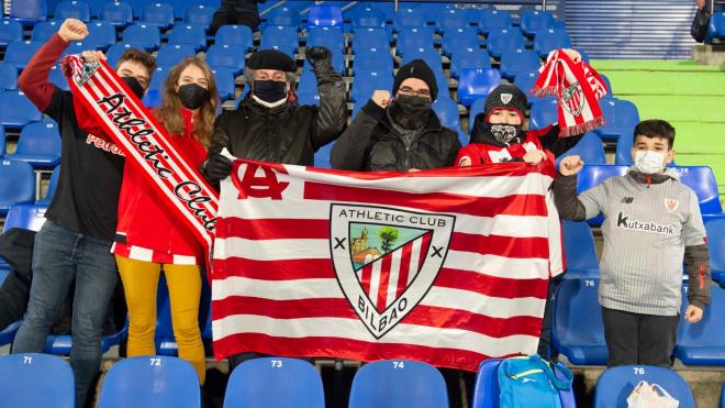 Afición zurigorri presente ante el Getafe de Quique en el Coliseum (Foto: Athletic Club).