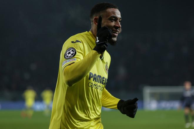 Danjuma celebra su gol en el Atalanta-Villarreal (FOTO: Cordón Press).