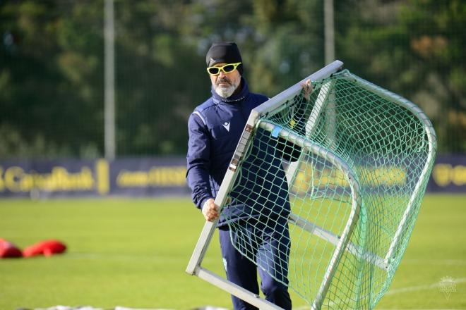 Cervera, en un entrenamiento (Foto: Cádiz CF).