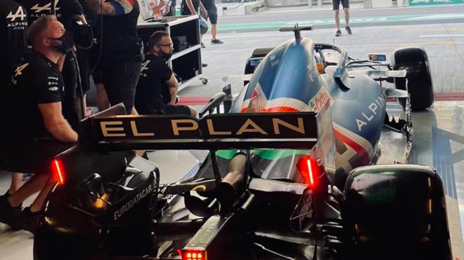 El cambio del coche de Alonso para la última carrera del año: El Plan crece y lucirá en el aler
