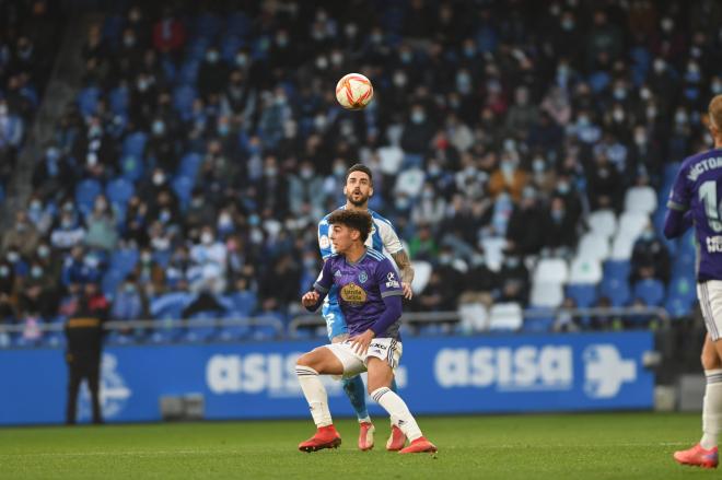 Granero despeja un balón en el Dépor-Valladolid B (Foto: RCD).