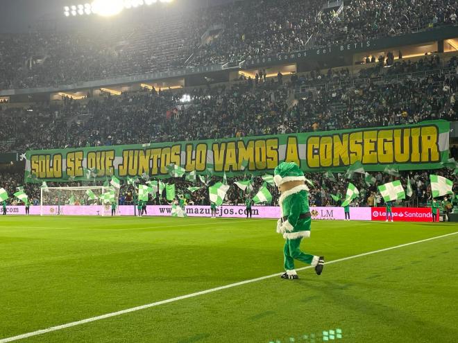 El tifo de Gol Sur 1907 (Foto: Kiko Hurtado)
