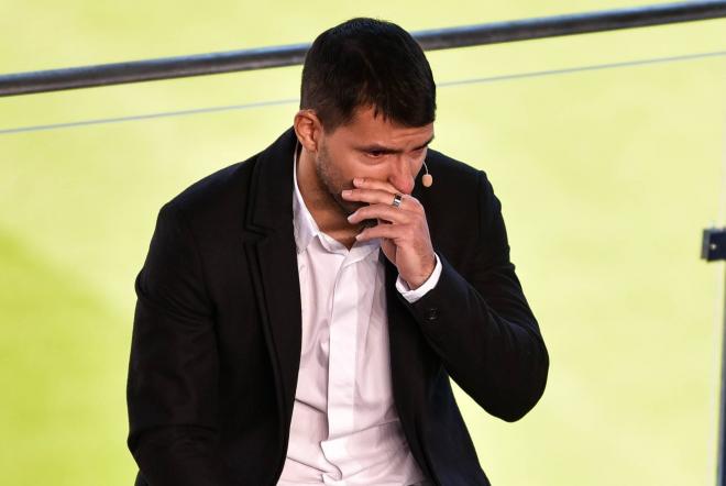 Sergio Agüero, entre lágrimas en su despedida (Foto: Cordon Press).