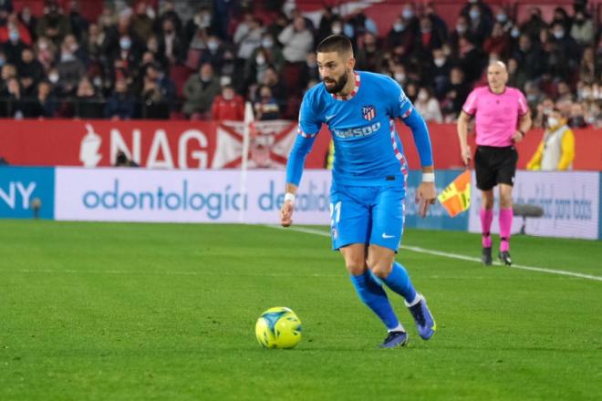 Yannick Carrasco, durante el Sevilla-Atlético de Madrid (Foto: Cristo García).