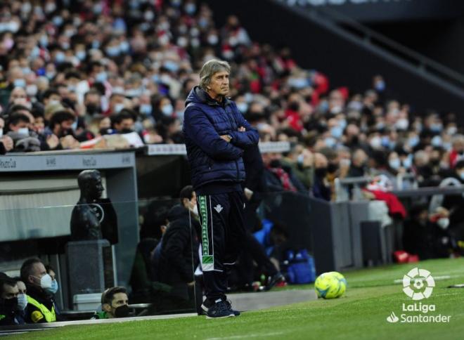 Manuel Pellegrini en la derrota en San Mamés ante el Athletic Club.