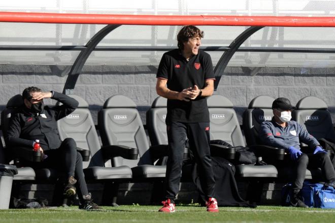 El debut del entrenador Patxi Salinas con el filial ante el Sanse en Lezama (Foto: Athletic Club).