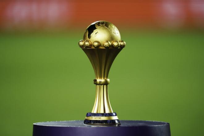 El trofeo de la Copa África.