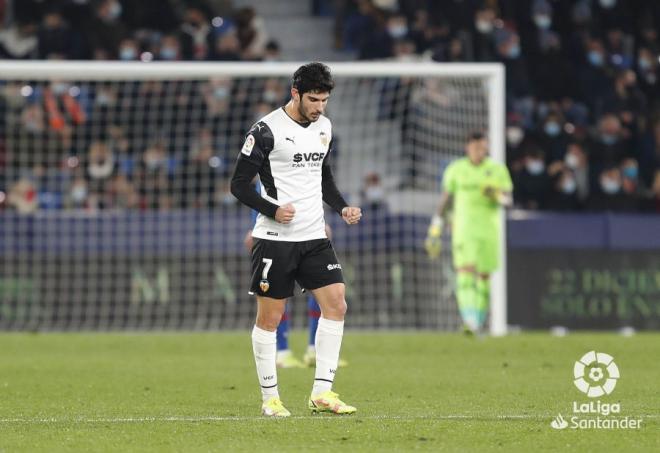 Guedes celebra el 2-1. (Foto: LaLiga)