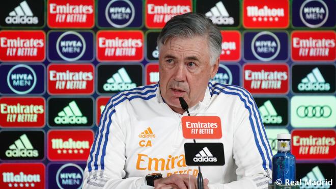 Carlo Ancelotti, durante una rueda de prensa (Foto: Real Madrid).