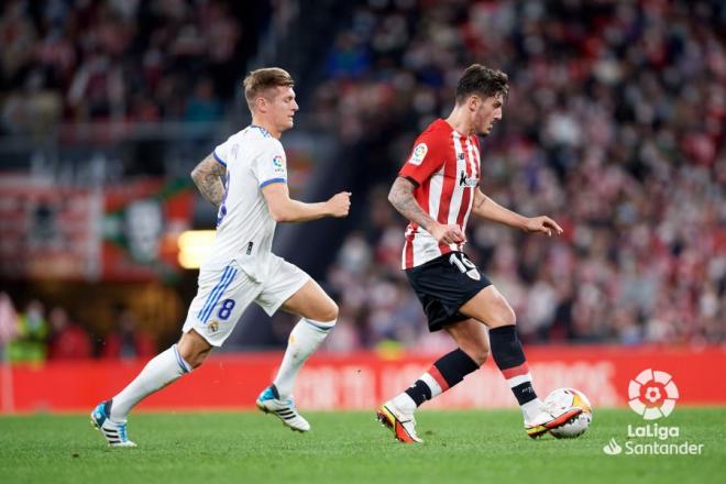 Vencedor, durante el partido ante el Madrid en San Mamés (Foto: LaLiga).