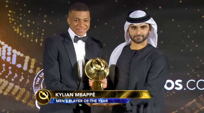 K. Mbappé recibe el premio Globe Soccer Awards al 