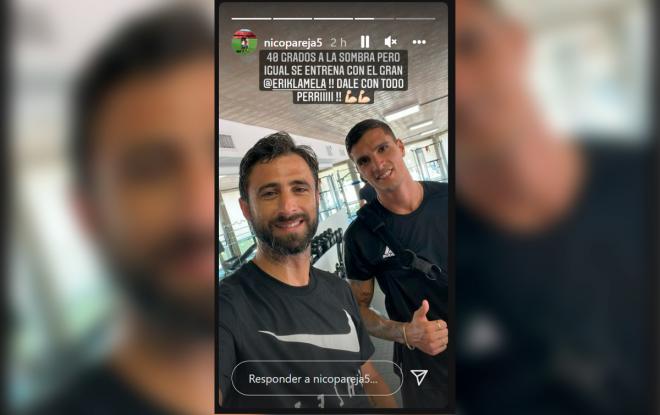 Erik Lamela y Nico Pareja, trabajando en un gimnasio.