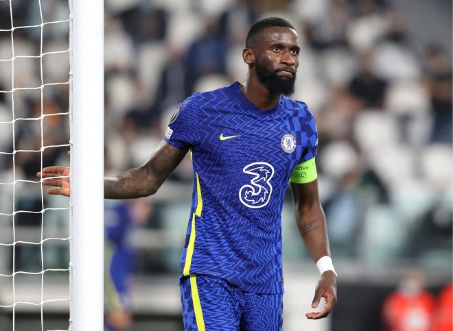 Antonio Rudiger, al que quiere el Real Madrid, en un partido con el Chelsea (Foto: Cordon Press).