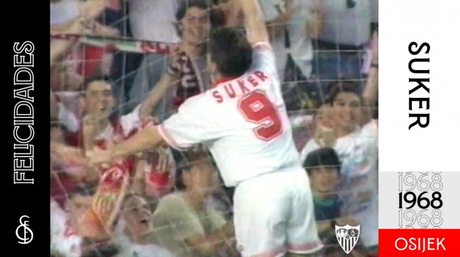 Suker celebra un gol con el Sevilla.
