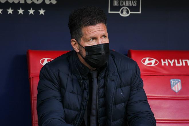 Simeone, ante el Rayo (Foto: Cordon Press).