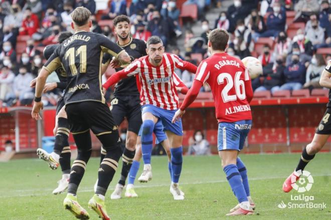 Borja López, durante el Sporting-Lugo (Foto: LaLiga).