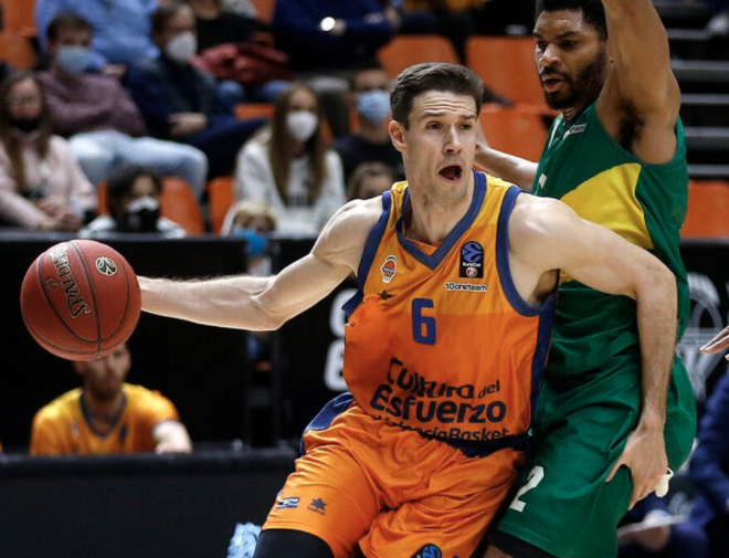 Gran victoria del Valencia Basket