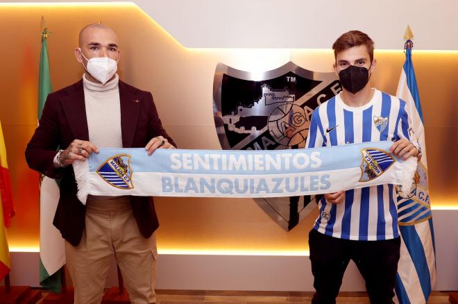 Manolo Gaspar junto a Aleix Febas, nuevo fichaje del Málaga (Foto: Málaga CF).