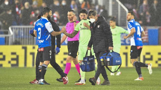 Unai Vencedor, tras su lesión durante el partido frente al Alavés (Foto: Athletic Club).
