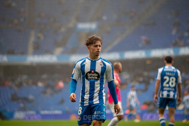 Mario Soriano bajo la lluvia en el estadio de Riazor (Foto: RCD).