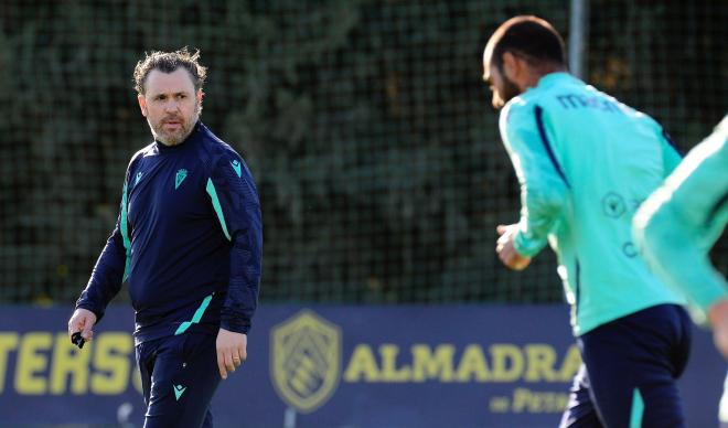 Sergio González, en un entrenamiento (Foto: Cádiz CF).