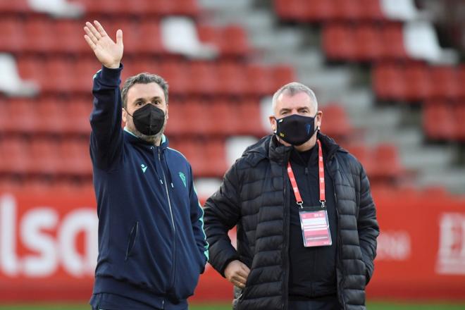 Sergio González y Manuel Vizcaíno, en El Molinón (Foto: EFE).