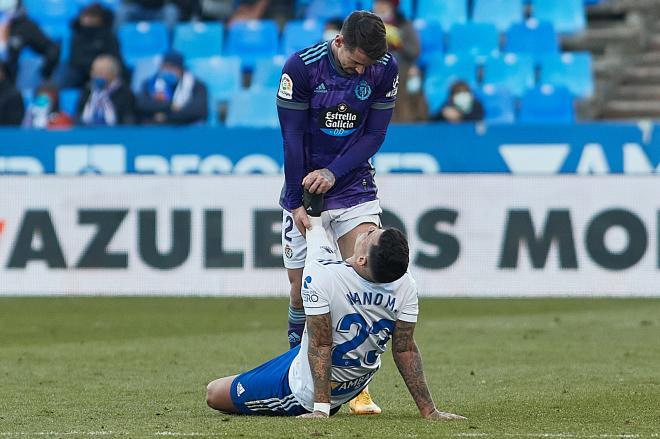 Nano Mesa acabó acalambrado el último partido del Real Zaragoza (Foto: Daniel Marzo). 