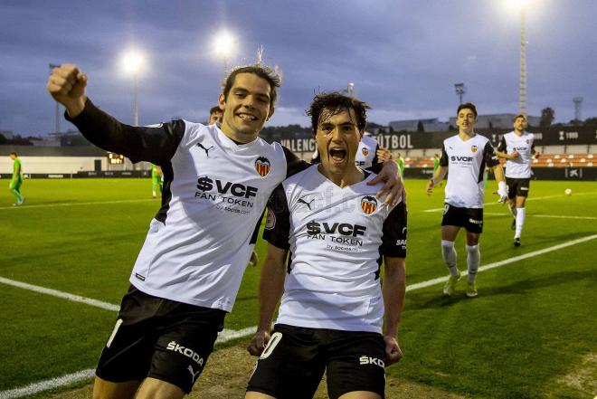Pablo Gozálbez y Fran Pérez en el VCF Mestalla - Jove Español (Foto: Valencia CF).jpeg