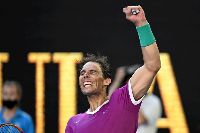Rafa Nadal celebra su pase a las semifinales del Abierto de Australia 2022 (Foto: EFE).