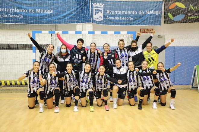 Las jugadoras del Costa del Sol Málaga celebran el pase en la Copa de la Reina.