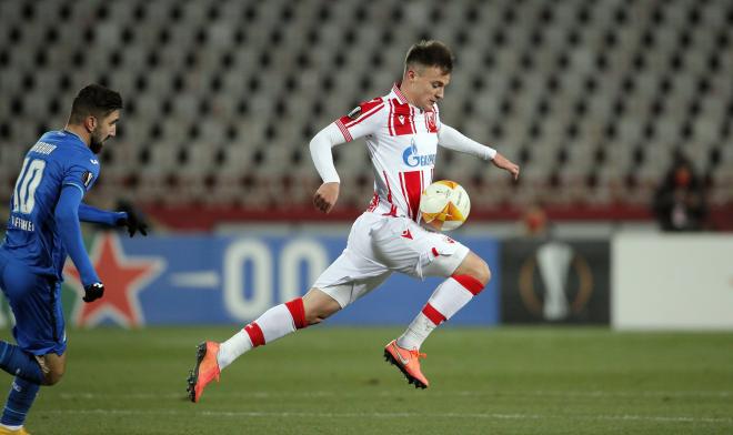 Njegos Petrovic, fichaje del Granada, en un partido con el Estrella Roja (Foto: Cordon Press).