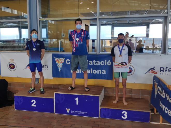 Ángel de Oña (derecha), bronce en el 5.000 libres.