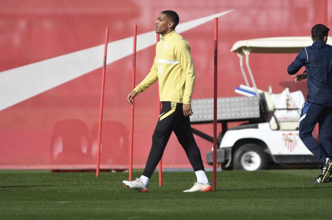 Martial en el entrenamiento del Sevilla FC (foto: Kiko Hurtado).