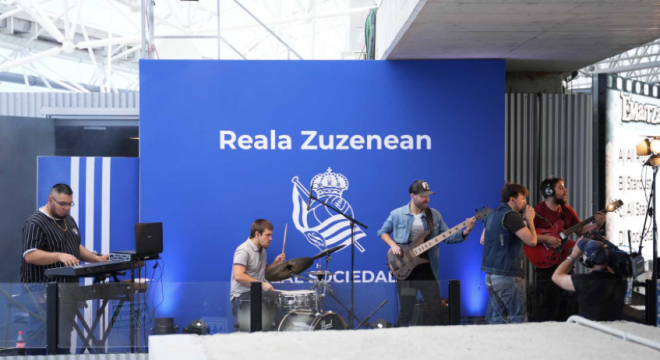 'Reala Zuzenean Band' actuará en la previa del partido en el Reale Arena (Foto: Real Sociedad).