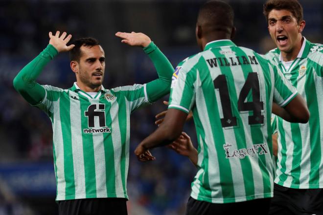 Juanmi pide perdón mientras celebra uno de sus goles (Foto: Giovani Batista).