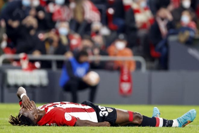 Lesión de Nico Williams en Copa ante el Real Madrid (Foto: EFE).