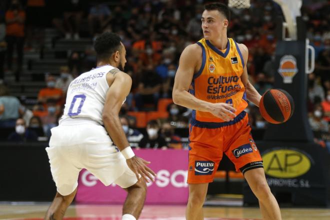 Duro test para Valencia Basket: Inicia la segunda vuelta en la pista del líder Real Madrid
