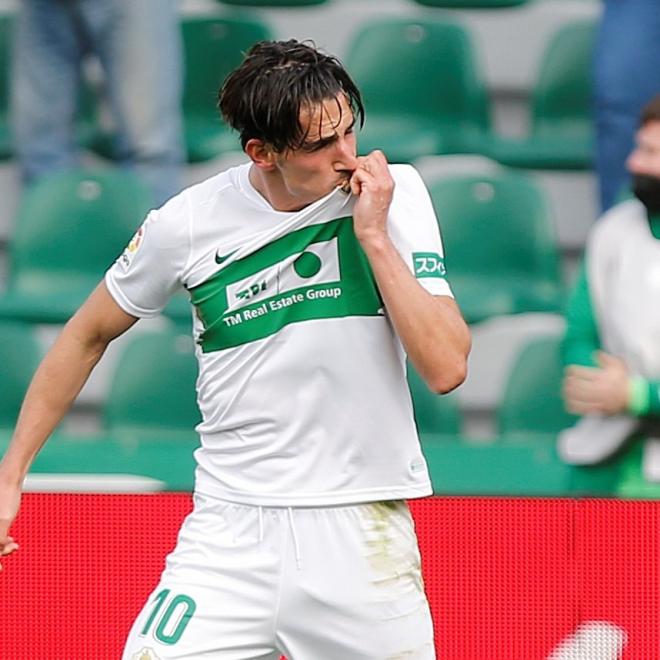 Pere Milla celebra un gol con el Elche (Foto: LaLiga).