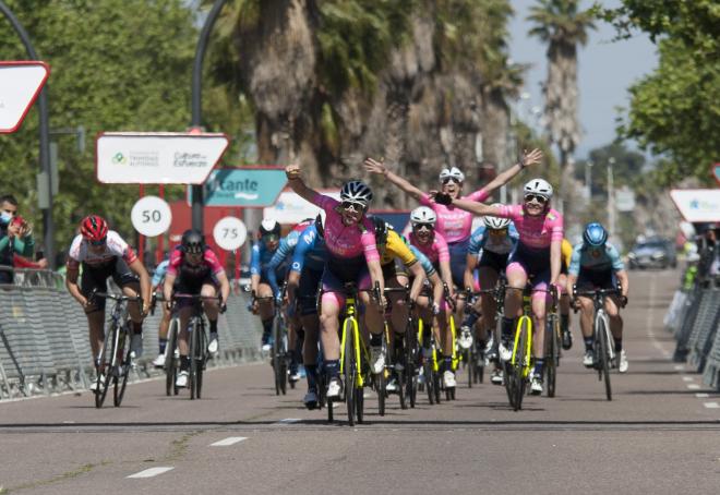 La VCV Féminas Gran Premio Diputación de Valencia 2022 se disputa este domingo entre Paterna y Valencia