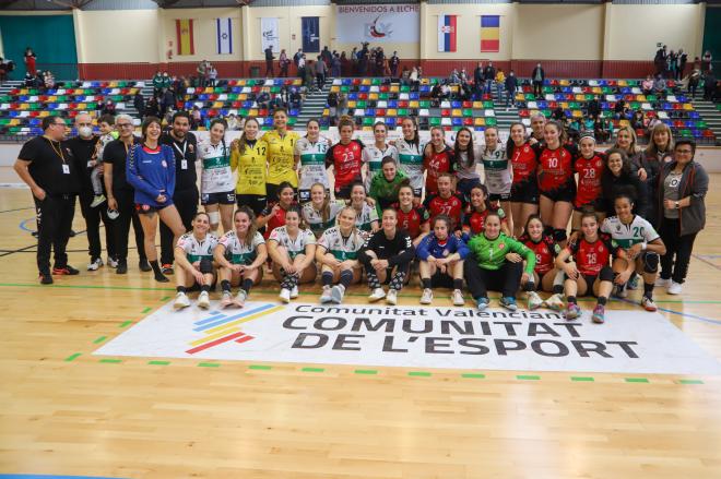 Elche domina a Morvedre y se lleva el 