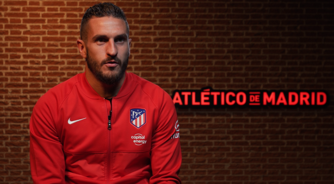 Koke ante los medios del Atlético de Madrid.