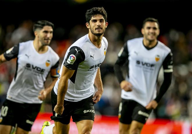 Soler, Guedes y Maxi Gómez deberían estar en el once titular. (Foto: Valencia CF)