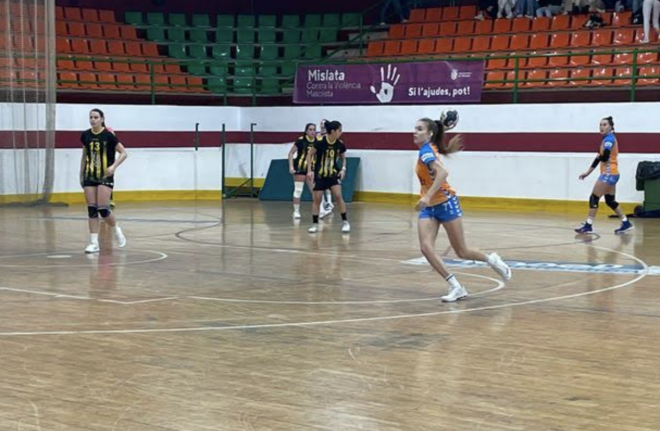 Contundente victoria del Mislata ante el Mataró