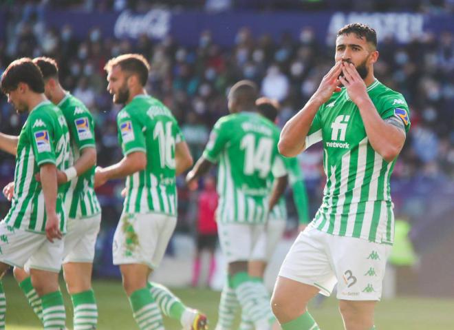 Fekir celebra uno de sus goles ante el Levante (Foto: Cordon Press).