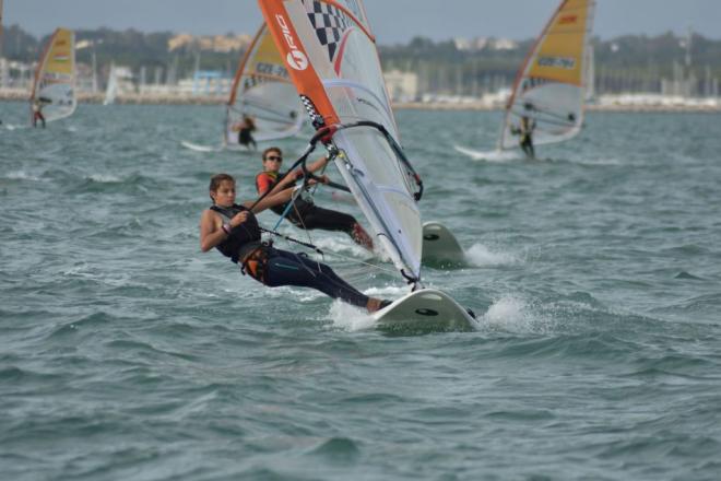 Regata en aguas de la Bahía de Cádiz.