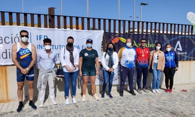 Segunda regata de la VIII Liga Andaluza de Remo de banco fijo.