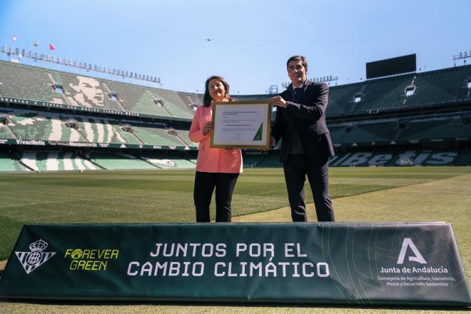 La Junta y el Betis se unen para combatir el Cambio Climático (Foto: Real Betis Balompié)