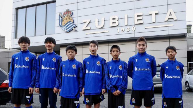 Siete jóvenes japoneses se entrenan estos días en Zubieta (Foto: Real Sociedad).