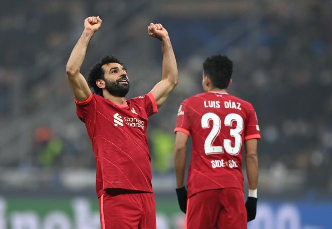 Mohamed Salah celebra el gol del Liverpool en Milán.