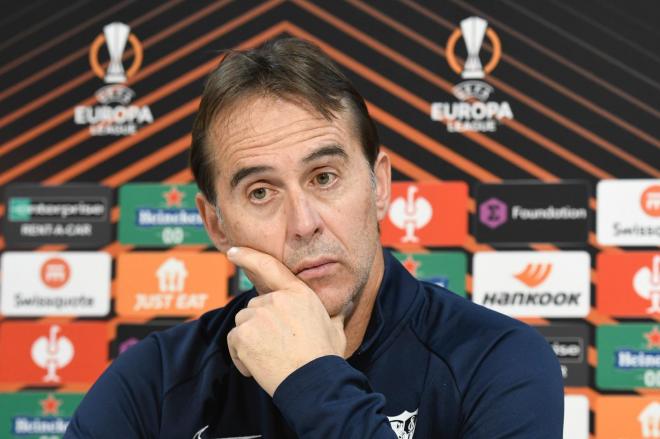 Julen Lopetegui, en rueda de prensa (Foto: Kiko Hurtado).